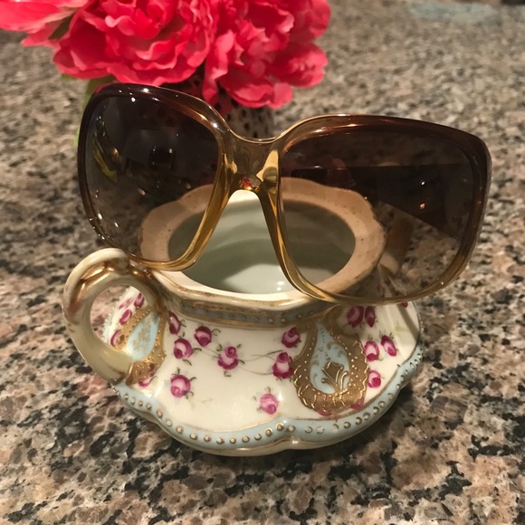 Versace Lux Vtg. Sunglasses